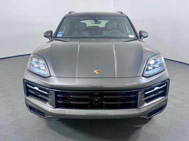 2025 Porsche Cayenne Base