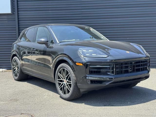 2025 Porsche Cayenne Base