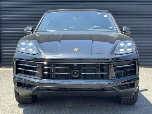 2025 Porsche Cayenne Base
