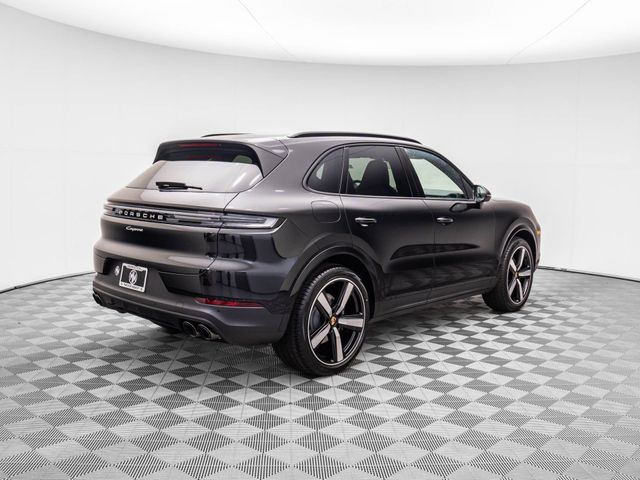 2025 Porsche Cayenne Base