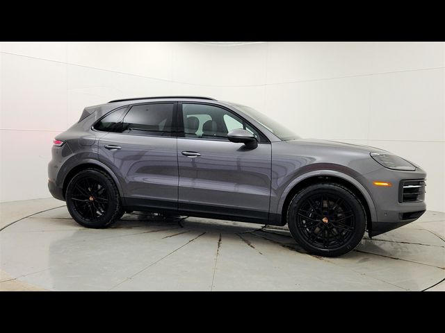 2025 Porsche Cayenne Base