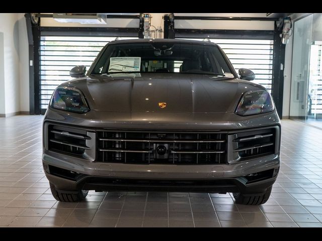 2025 Porsche Cayenne Base