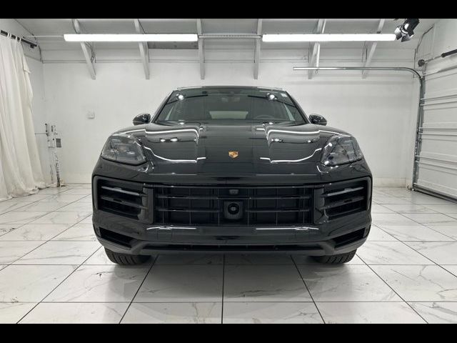 2025 Porsche Cayenne Base