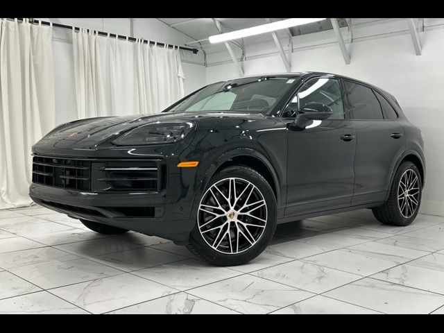 2025 Porsche Cayenne Base