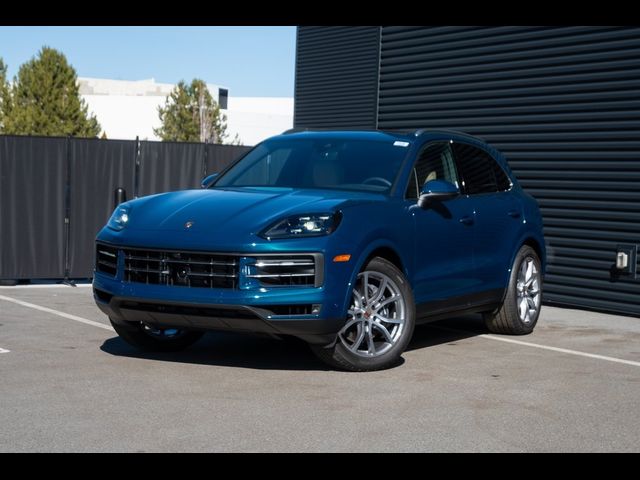 2025 Porsche Cayenne Base