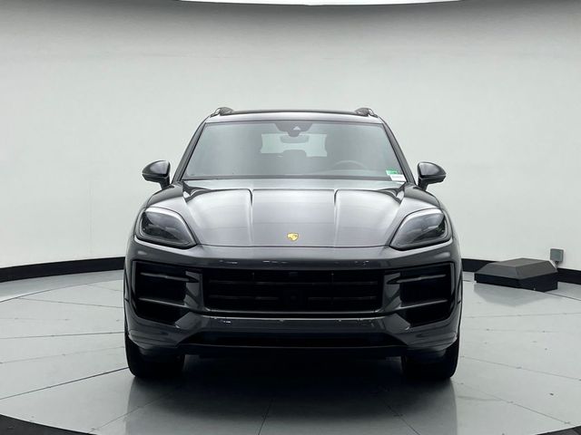 2025 Porsche Cayenne Base