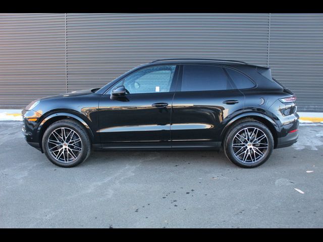 2025 Porsche Cayenne Base