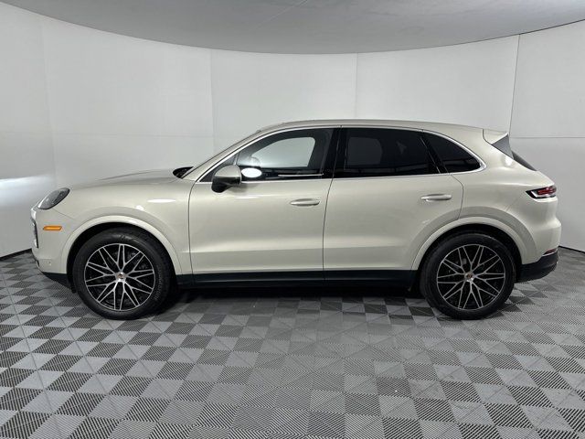 2025 Porsche Cayenne Base