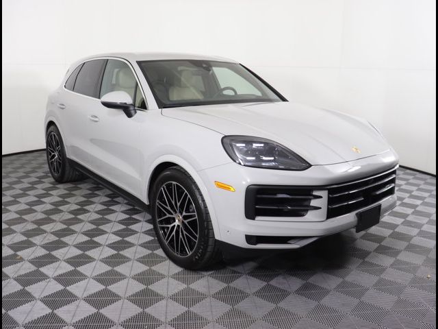 2025 Porsche Cayenne Base