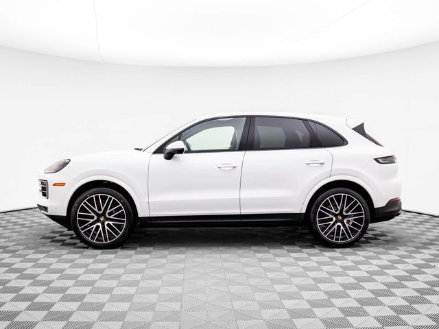 2025 Porsche Cayenne Base