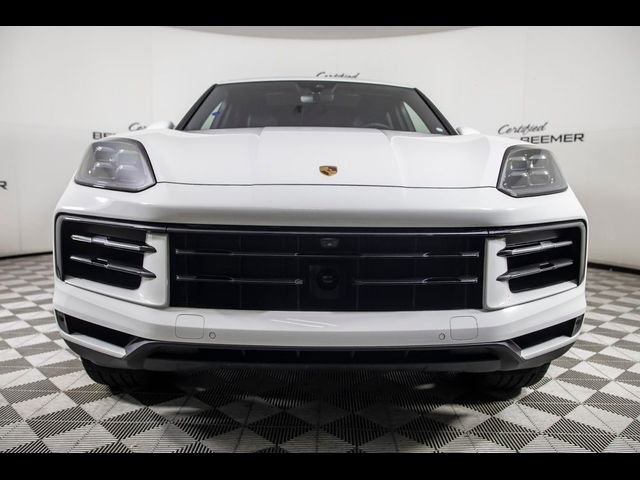 2025 Porsche Cayenne Base