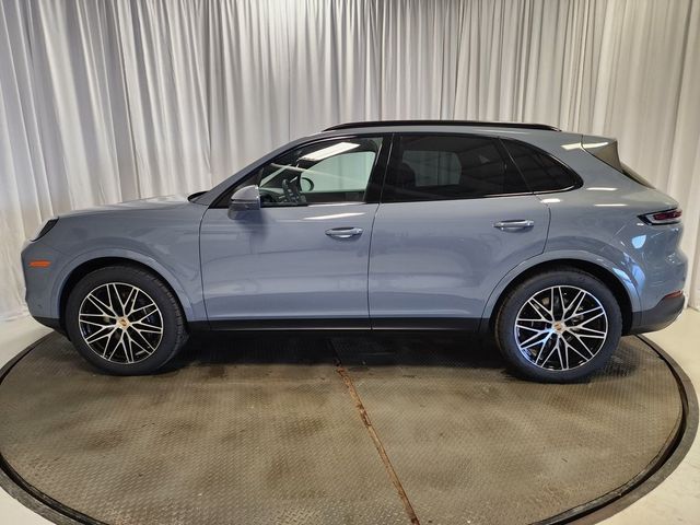 2025 Porsche Cayenne Base