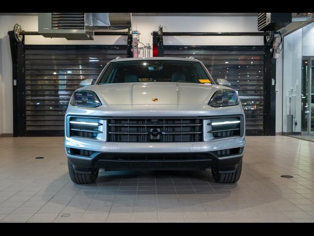 2025 Porsche Cayenne Base