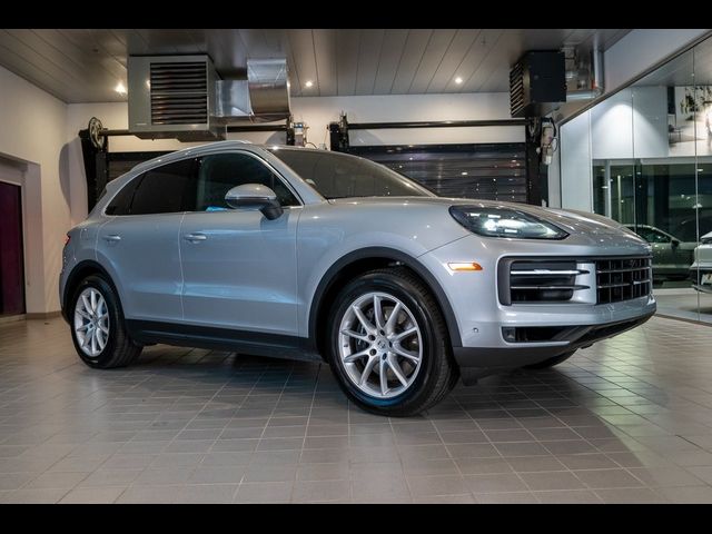 2025 Porsche Cayenne Base