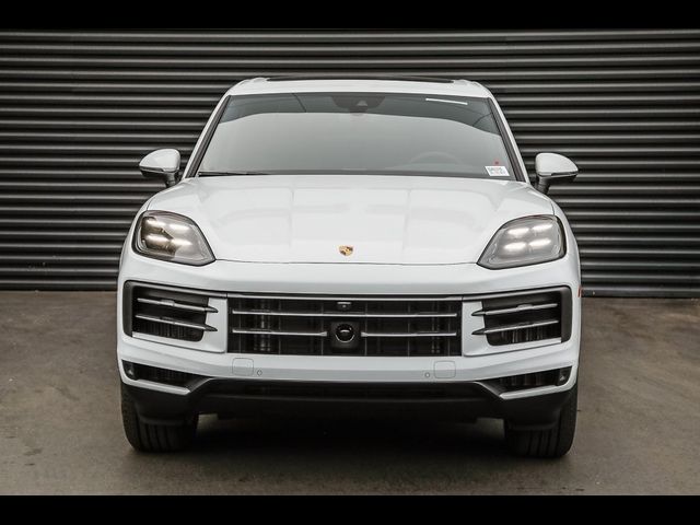 2025 Porsche Cayenne Base