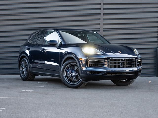 2025 Porsche Cayenne Base