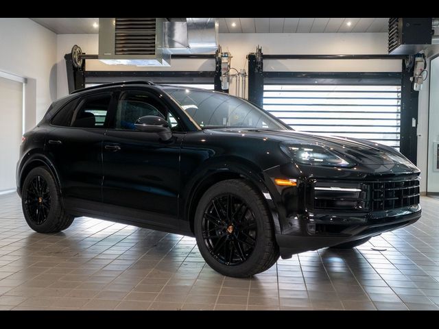 2025 Porsche Cayenne Base