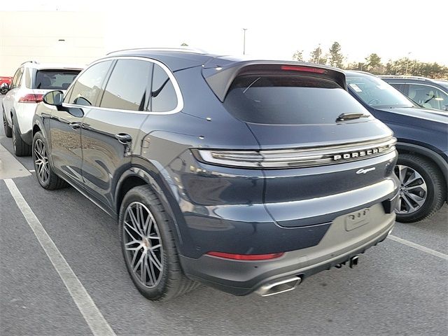 2025 Porsche Cayenne Base