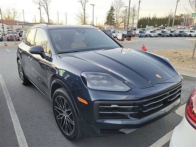 2025 Porsche Cayenne Base