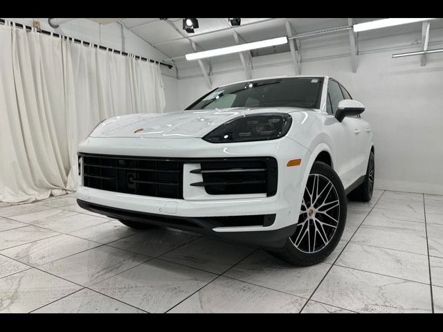 2025 Porsche Cayenne Base