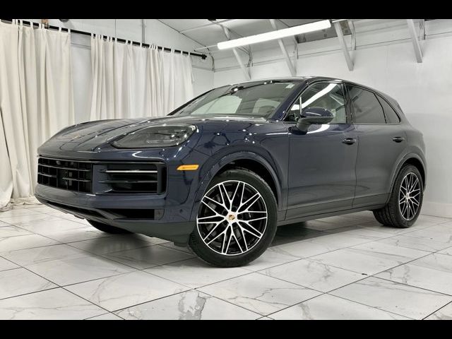 2025 Porsche Cayenne Base