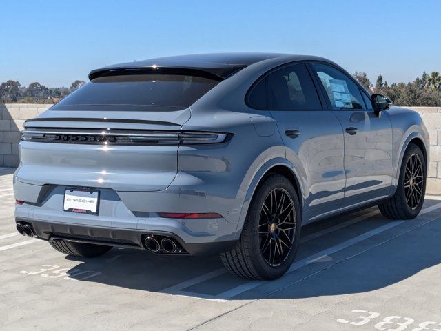 2025 Porsche Cayenne Base