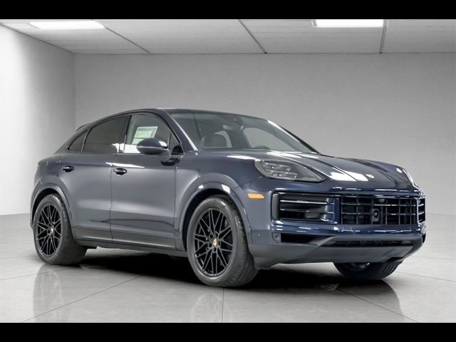2025 Porsche Cayenne Base