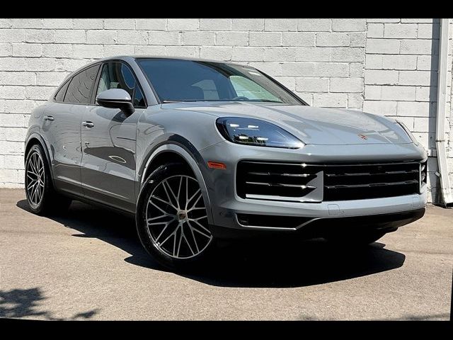 2025 Porsche Cayenne Base