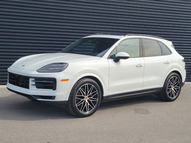 2025 Porsche Cayenne Base