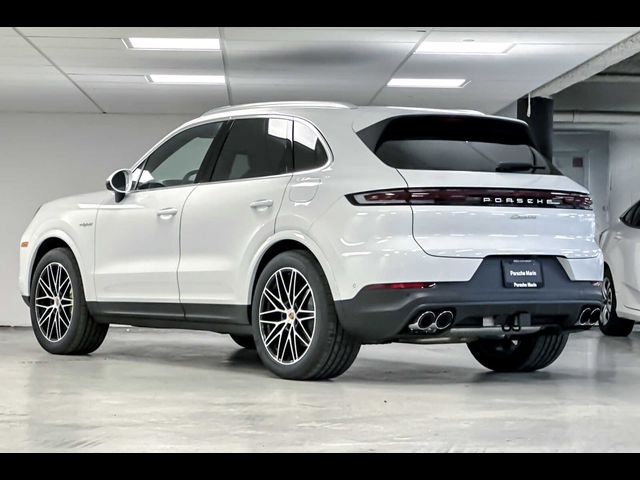 2025 Porsche Cayenne E-Hybrid Base