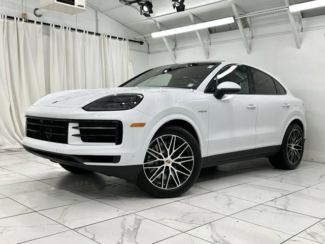 2025 Porsche Cayenne E-Hybrid Base