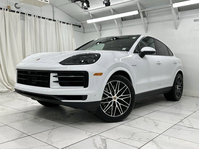 2025 Porsche Cayenne E-Hybrid Base