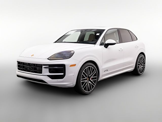 2025 Porsche Cayenne GTS