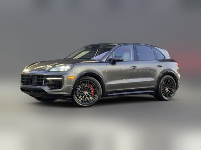 2025 Porsche Cayenne GTS