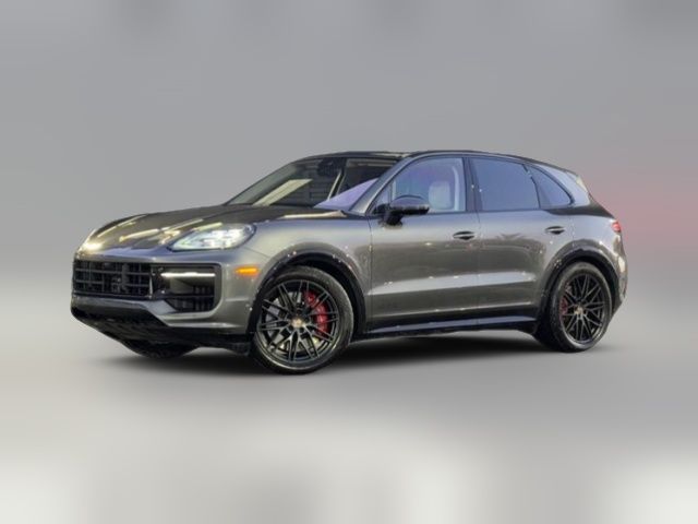 2025 Porsche Cayenne GTS