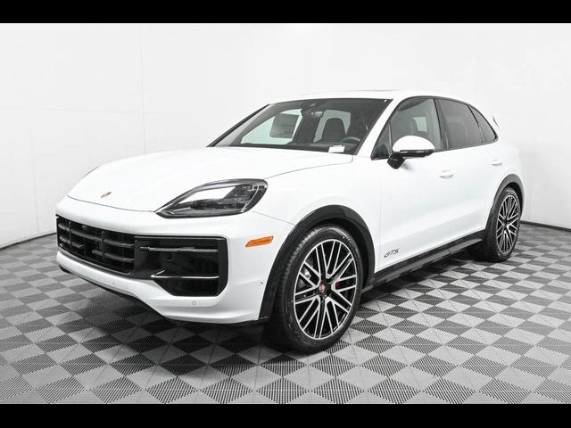 2025 Porsche Cayenne GTS