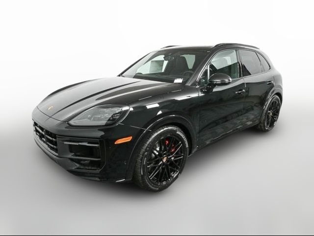 2025 Porsche Cayenne GTS