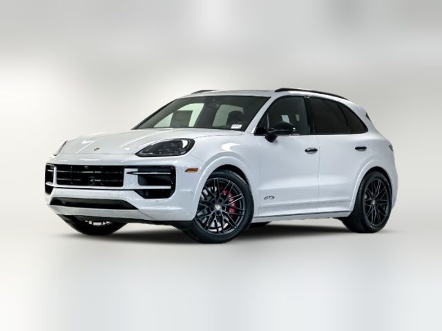 2025 Porsche Cayenne GTS