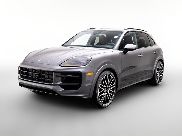 2025 Porsche Cayenne GTS