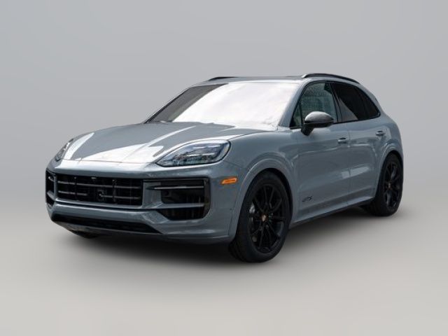 2025 Porsche Cayenne GTS