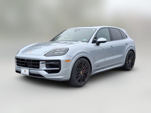 2025 Porsche Cayenne GTS