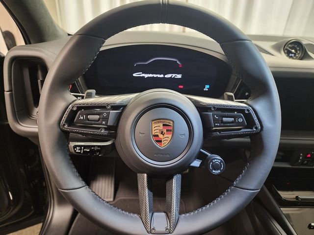 2025 Porsche Cayenne GTS