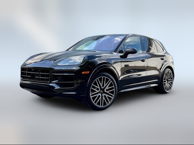 2025 Porsche Cayenne GTS