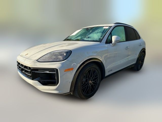 2025 Porsche Cayenne GTS