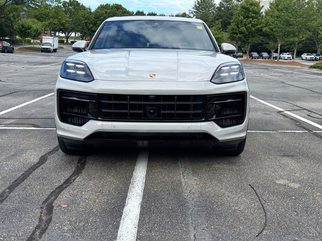 2025 Porsche Cayenne GTS