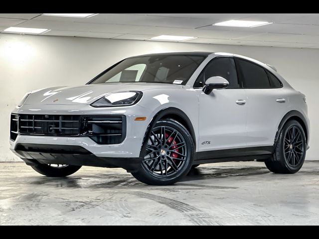 2025 Porsche Cayenne GTS