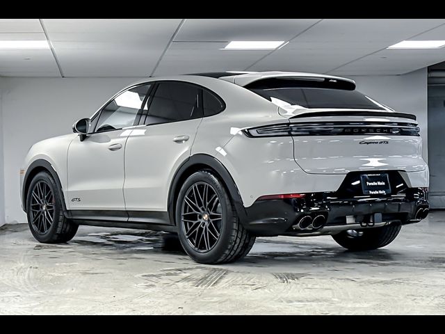 2025 Porsche Cayenne GTS