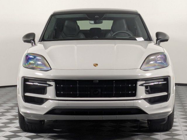 2025 Porsche Cayenne GTS