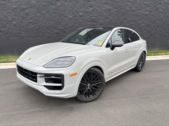 2025 Porsche Cayenne GTS