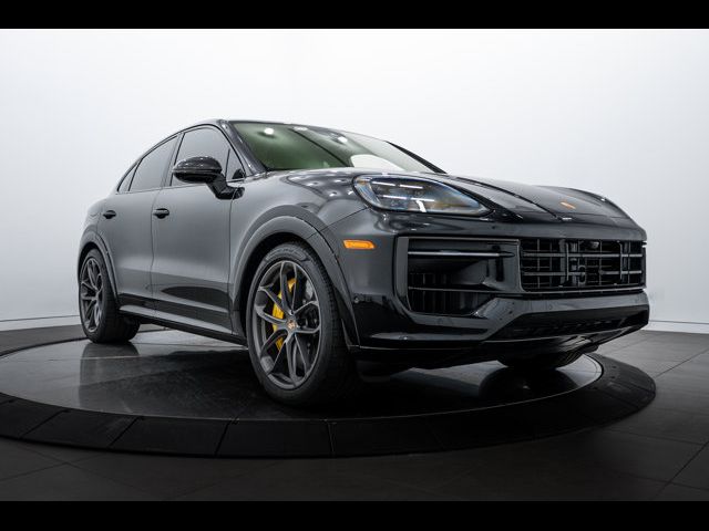 2025 Porsche Cayenne GTS